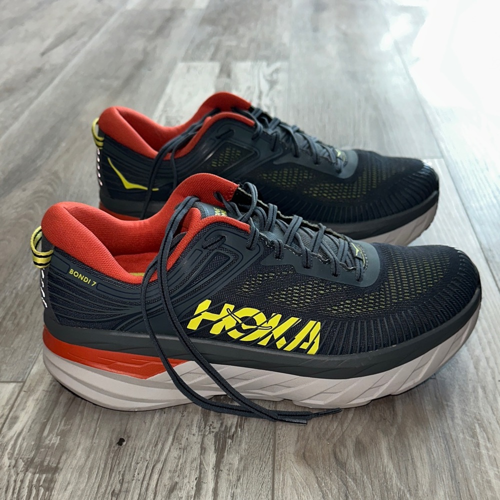 EUC! Hoka Men's Bondi 7 Shoes - Black, Red, and Yellow, no wear on upper!